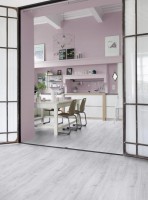 Vorschau: GERFLOR%20Virtuo%2055%20Sunny%20Snow%2039261477%20Raumbild%20Room%20Up.jpg