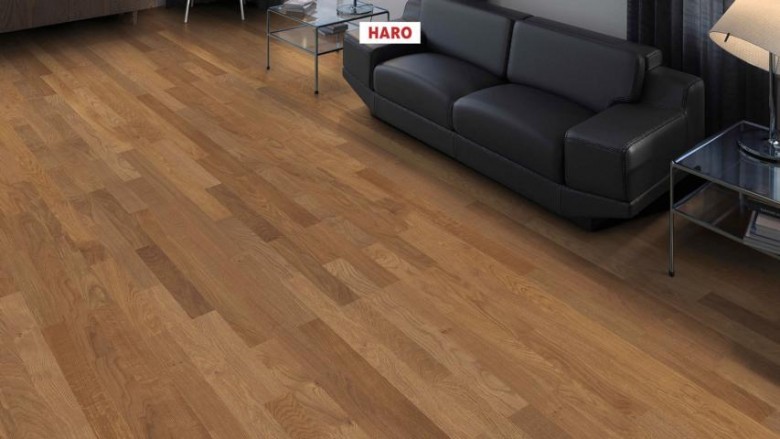 HARO%20Stab%20Allegro%20Serie%204000%20Bernsteineiche%20Naturale%20strukturiert%20naturaLin%20plus%20543498%20Raumbild%20Room%20Up.JPG