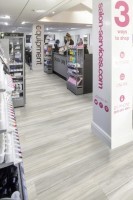 Vorschau: GERFLOR%20Creation%2055%20Dry%20Back%20Stripe%20Oak%20Ice%200858%20Raumbild%202%20Room%20Up.jpg