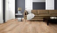 Vorschau: TER%20HÜRNE%20Soya%20Design%20Vinylboden%202%20Wood%20Edition%20Solid%20Lange%20LHD%20Eiche%20Bristol%201101290011%20Raumbild%20Room%20up.jpg