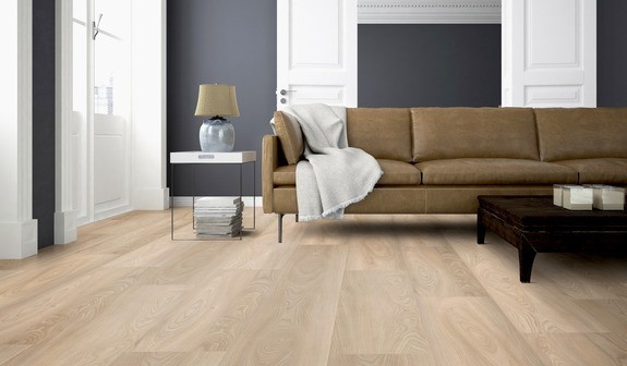 TER%20HÜRNE%20Soya%20Design%20Vinylboden%201%20Wood%20Edition%20Pro%20Lange%20LHD%20Ulme%20Paris%201101210612%20Room%20Up%20Raum_1.jpg