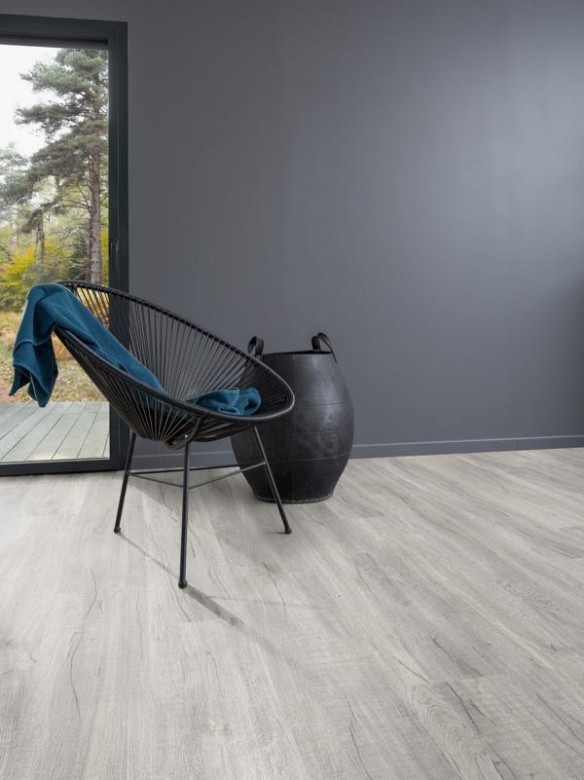 GERFLOR%20Creation%2055%20Rigid%20Acoustic%20Swiss%20Oak%20Pearl%200846%20Raumbild%202%20Room%20Up.jpg