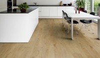 Vorschau: TER%20HÜRNE%20Soya%20Design%20Vinylboden%201%20Wood%20Edition%20Perform%20Lange%20LHD%20Eiche%20Dublin%201101240018%20Room%20Up%20Raum_1.jpg