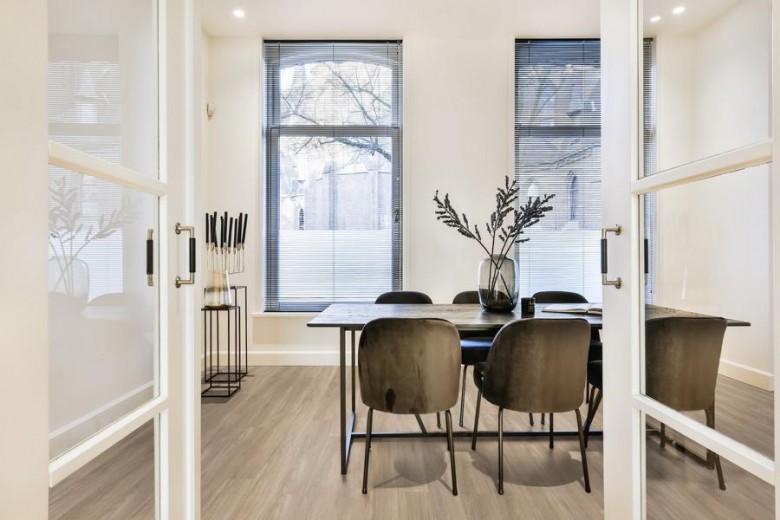 GERFLOR%20Virtuo%2055%20Qaja%20Beige%2039261473%20Raumbild%20Room%20Up.jpg