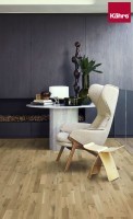 Vorschau: KÄHRS%20Beyond%20Retro%20Collection%20Urban%20Brown%20153N6BEKP4KW240%20Raumbild%20Room%20up.jpg
