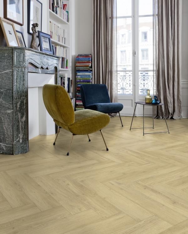 GERFLOR%20Virtuo%2055%20Sunny%20Nature%2039200997%20Fischgrät%20Raumbild%203%20Room%20Up.jpg