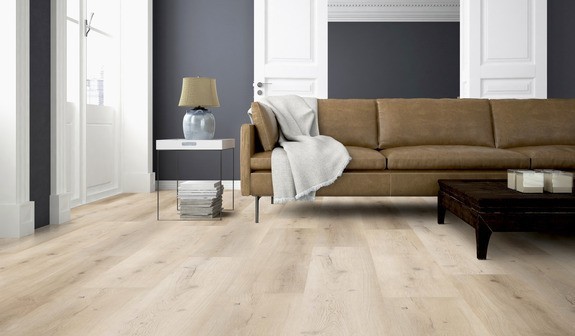 TER%20HÜRNE%20Soya%20Design%20Vinylboden%202%20Wood%20Edition%20Solid%20Lange%20LHD%20Eiche%20Tokyo%201101290201%20Raumbild%20Room%20up.jpg