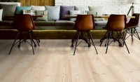 Vorschau: TER%20HÜRNE%20Soya%20Design%20Vinylboden%201%20Wood%20Edition%20Pro%20Lange%20LHD%20Pinie%20Bergen%201101210421%20Room%20Up%20Raum.jpg