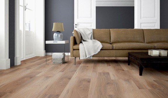 TER%20HÜRNE%20Soya%20Design%20Vinylboden%201%20Wood%20Edition%20Perform%20Lange%20LHD%20%20Hickory%20Nashville%201101240212%20Room%20Up%20Raum_1.jpg