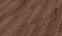 Vorschau: TER%20HÜRNE%20Soya%20Design%20Vinylboden%201%20Wood%20Edition%20Perform%20Lange%20LHD%20-%20Nussbaum%20Abu%20Dhabi%201101240213%20Room%20Up%20Perspektive.jpg