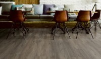 Vorschau: TER%20HÜRNE%20Soya%20Design%20Vinylboden%201%20Wood%20Edition%20Pro%20LHD%20Eiche%20Canberra%201101210605%20Room%20Up%20Raum.jpg