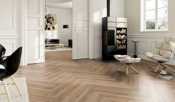 TER%20HÜRNE%20Herringbone%20Edition%20Pro%20Eiche%20Malaga%201101240611%20Room%20Up%20Raum.jpg