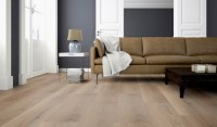 Vorschau: TER%20HÜRNE%20Soya%20Design%20Vinylboden%201%20Wood%20Edition%20Pro%20Lange%20LHD%20Eiche%20Lima%201101210615%20Room%20Up%20Raum.jpg