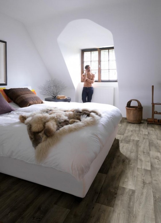 GERFLOR%20Supreme%20Valley%20Oak%20997D%20Room%20Up%20Raumbild_1.jpg